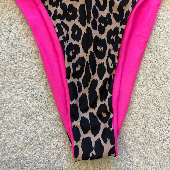 CHEETAH PRINT BIKINI - Picture 7 of 11